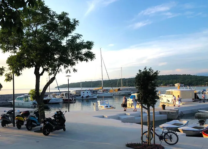 Lägenhet Rudy Holiday Njivice